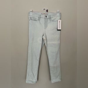 Women’s NWT Athleta Sculptek Skinny Crop Jeans Glacier Wash